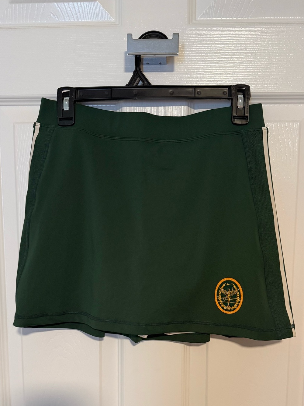 Nike Women’s Club Court Green Skirt Tennis Pickleball size medium nwt